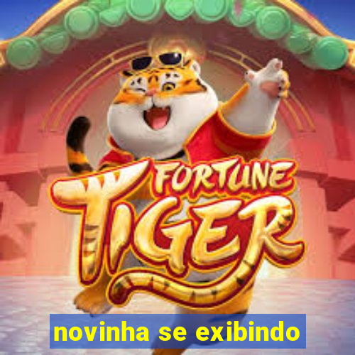 novinha se exibindo